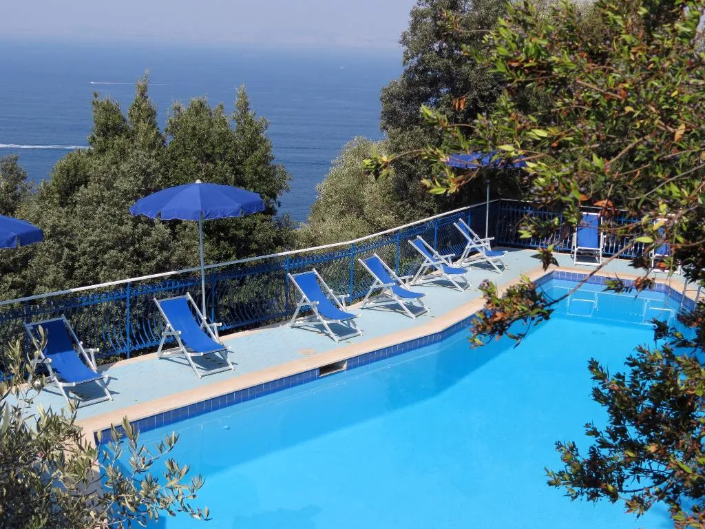 Pool, Baia Serena, Naples