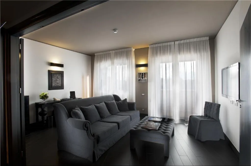 SUITE KING SIZE BED Room, Astoria Palace Hotel, Palermo