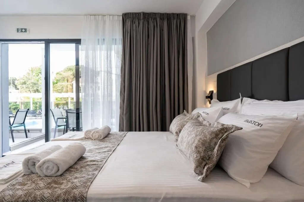 DOUBLE POOL VIEW Room, Avaton Luxury Resort  And Spa Access The Enigma, Thessaloniki