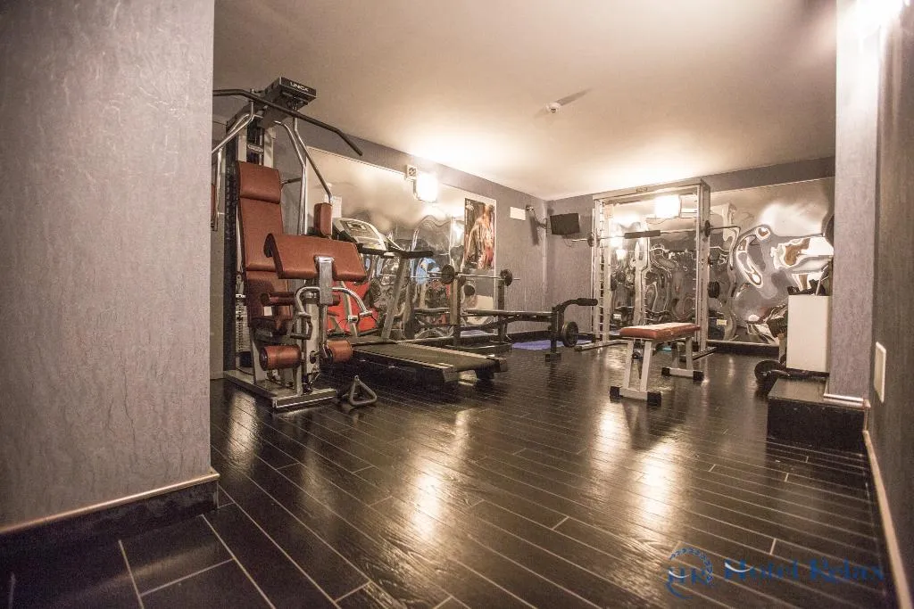 Sports and Entertainment, Relax Roma Nord, Rome