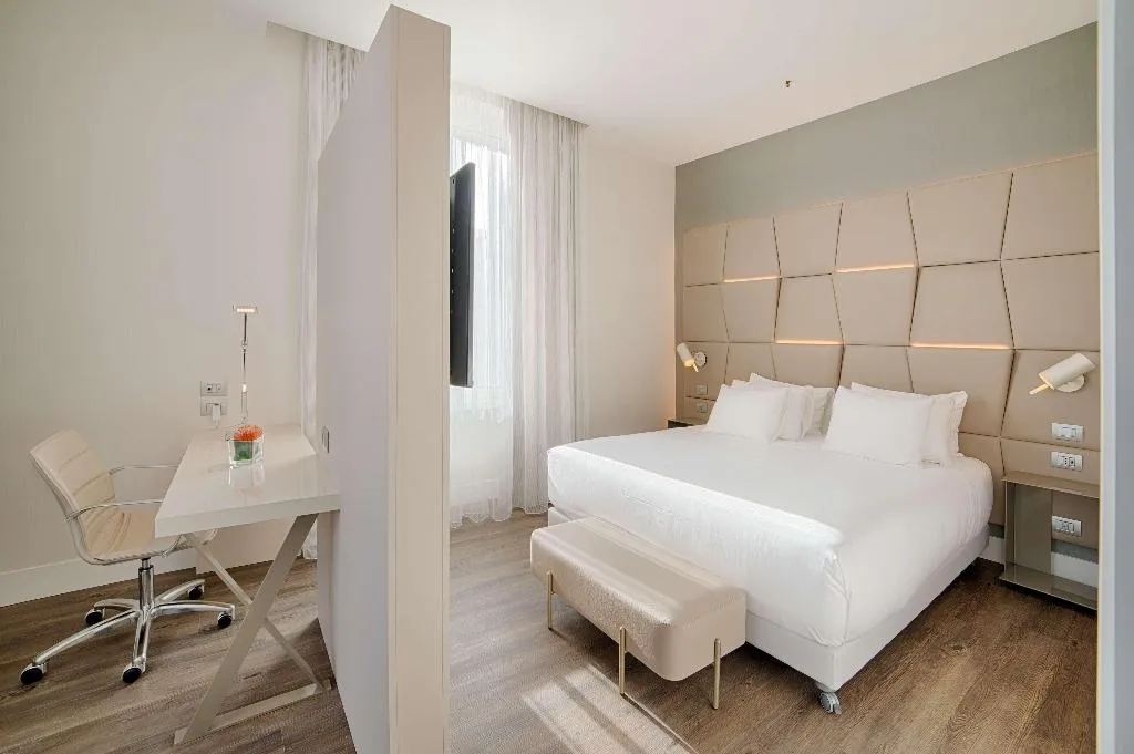 SUITE STANDARD Room, NH Collection Roma Palazzo Cinquecento, Rome