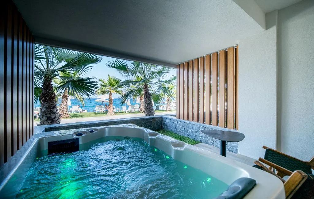 Double or Twin WITH JACUZZI Room, AKASHA Beach Hotel and Spa, Crete