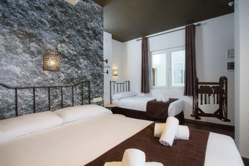 TRIPLE STANDARD Room, Casual don Juan Tenorio Sevilla, Seville
