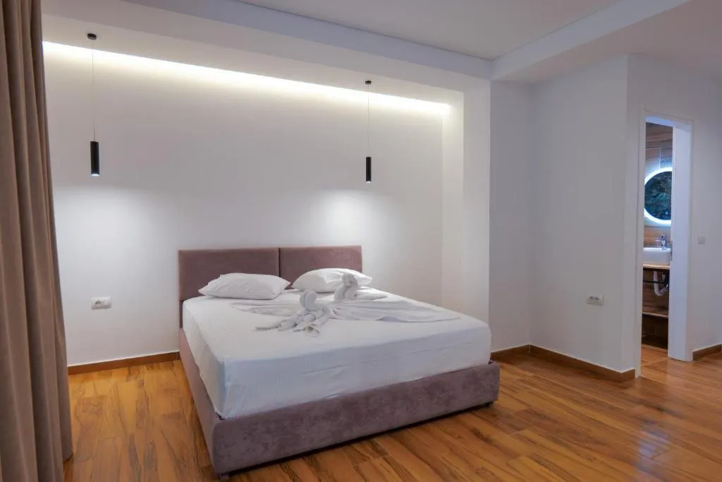 Room CITY VIEW KING BED Room, Havana, Southern Albania