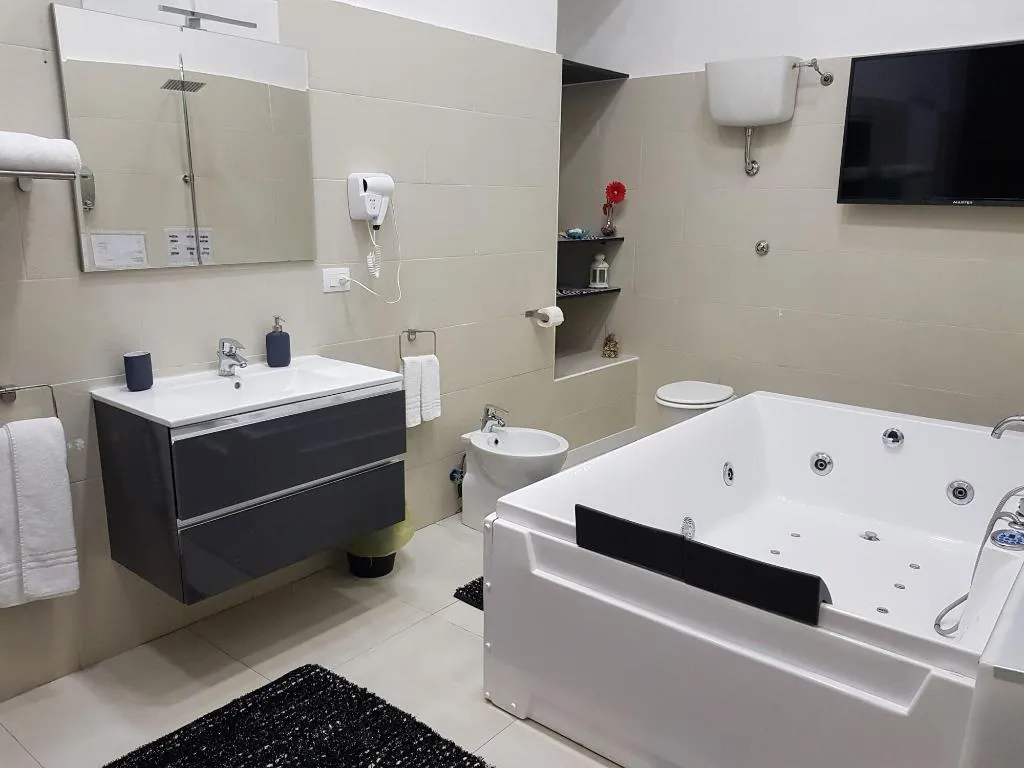 Room, Boutique Toledo, Naples