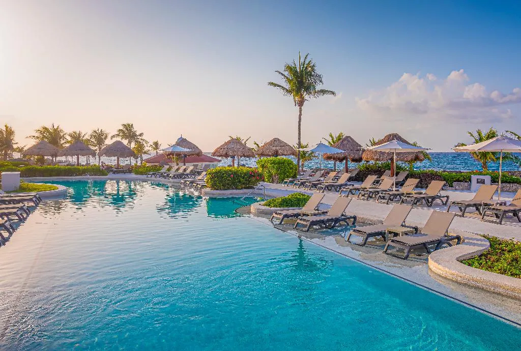 Pool, Hard Rock Hotel Riviera Maya All Inclusive, Cancun Area