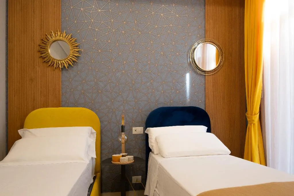 TWIN SUPERIOR Room, Palazzo Adele Rooms & Apartments, Naples