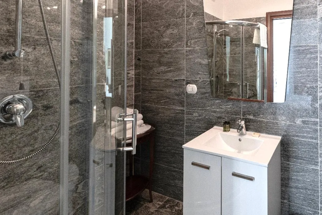 QUADRUPLE STANDARD Room, Aiello Suites Milan, Milan