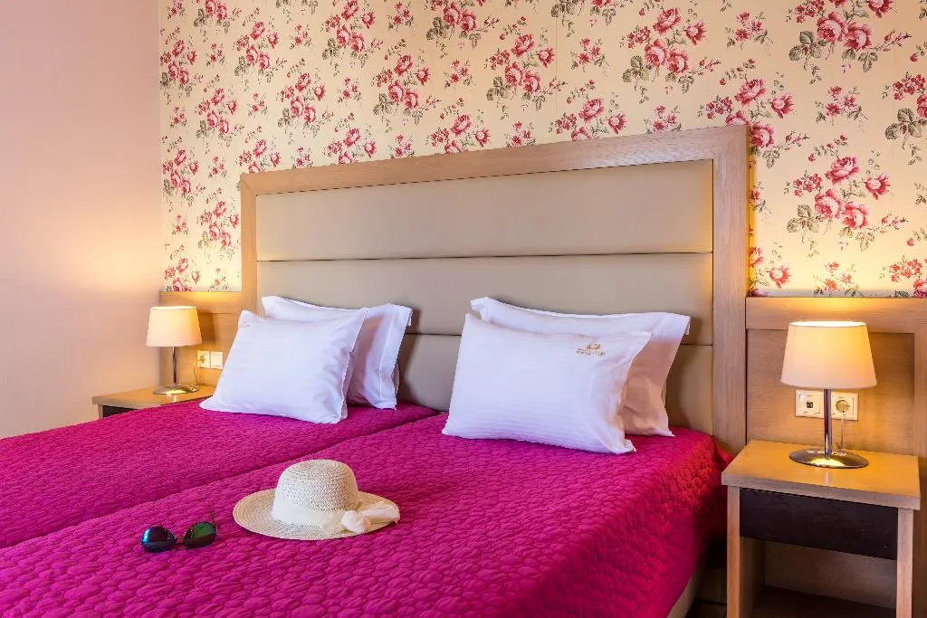 SUITE GARDEN VIEW Room, Pilot's Villas Luxury Suites, Crete