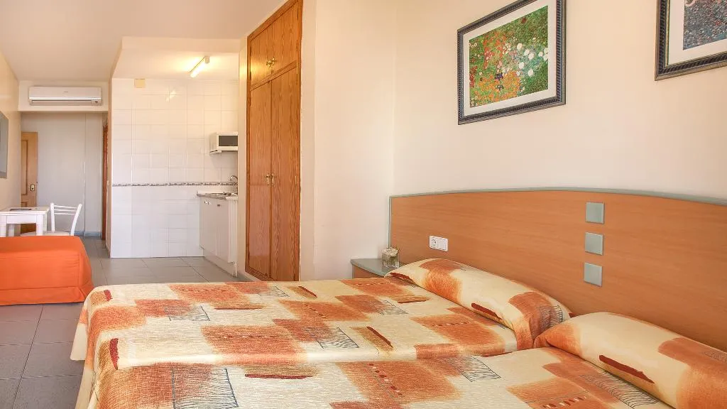 STUDIO CAPACITY 1 Room, RH Estudios Sol, Costa Blanca