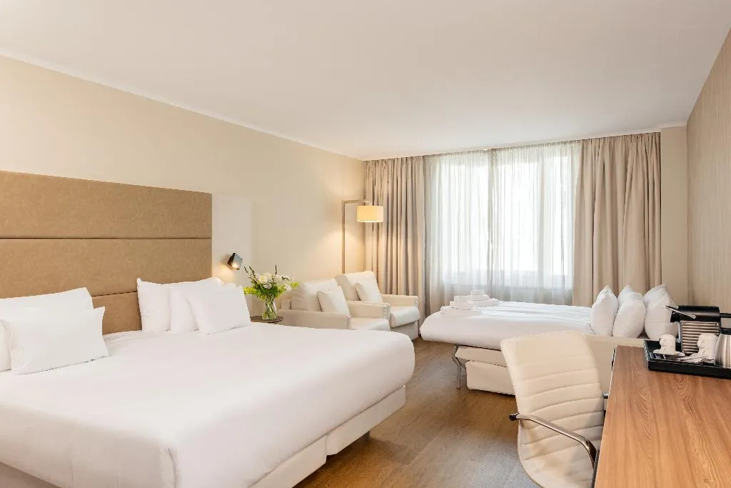 DOUBLE STANDARD Room, NH Collection Berlin Mitte am Checkpoint Charlie, Berlin