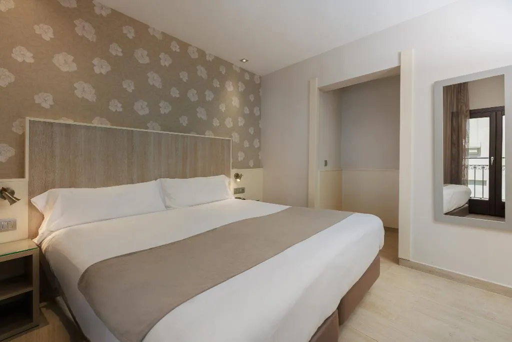 DOUBLE STANDARD Room, Santa Marta, Barcelona