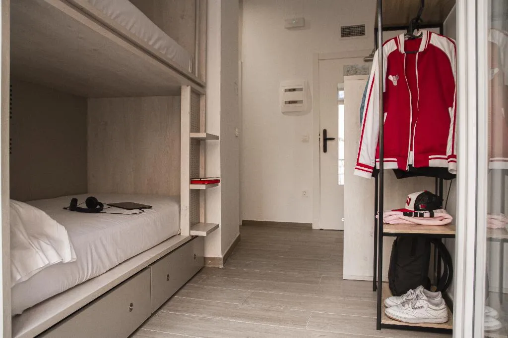DOUBLE BUNK BED Room, Room Salvador, Seville