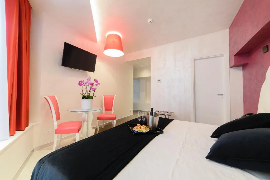 JUNIOR SUITE STANDARD Room, Vespasiano, Rome