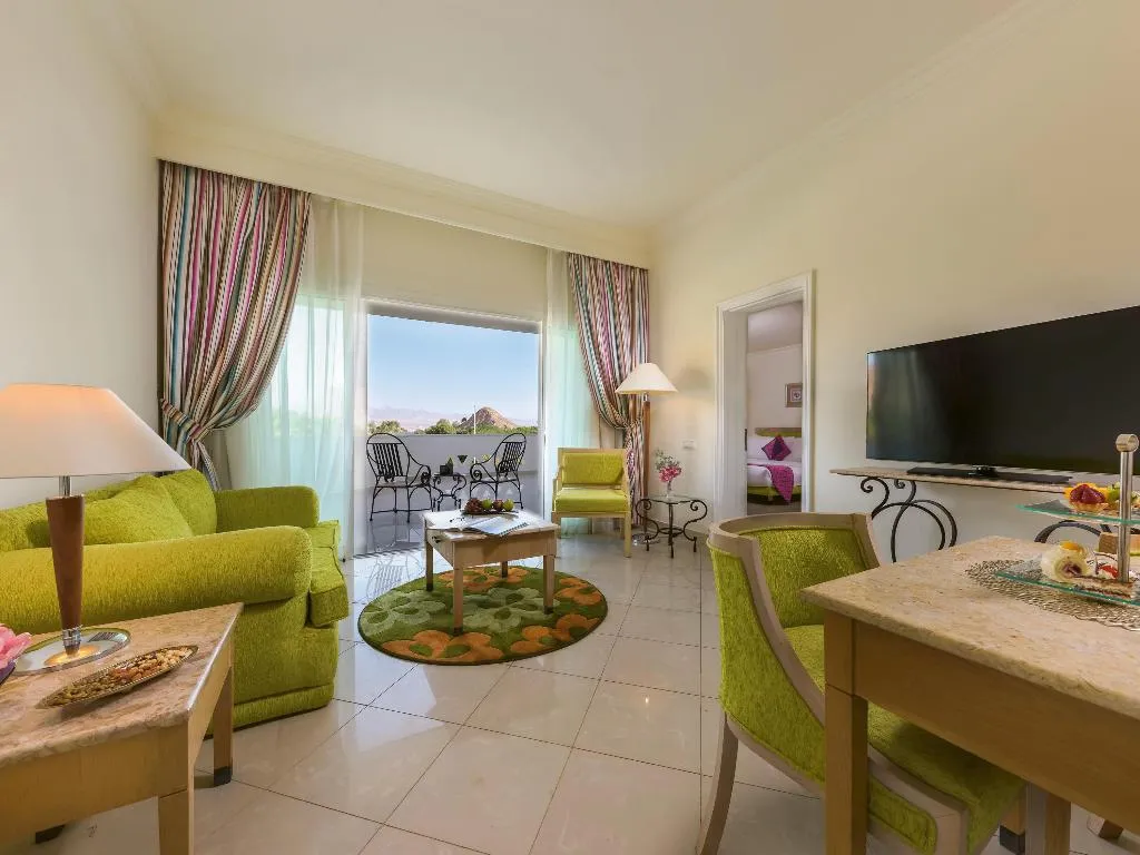 TWIN CLASSIC POOL VIEW Room, Movenpick Resort Taba, Red Sea Riviera