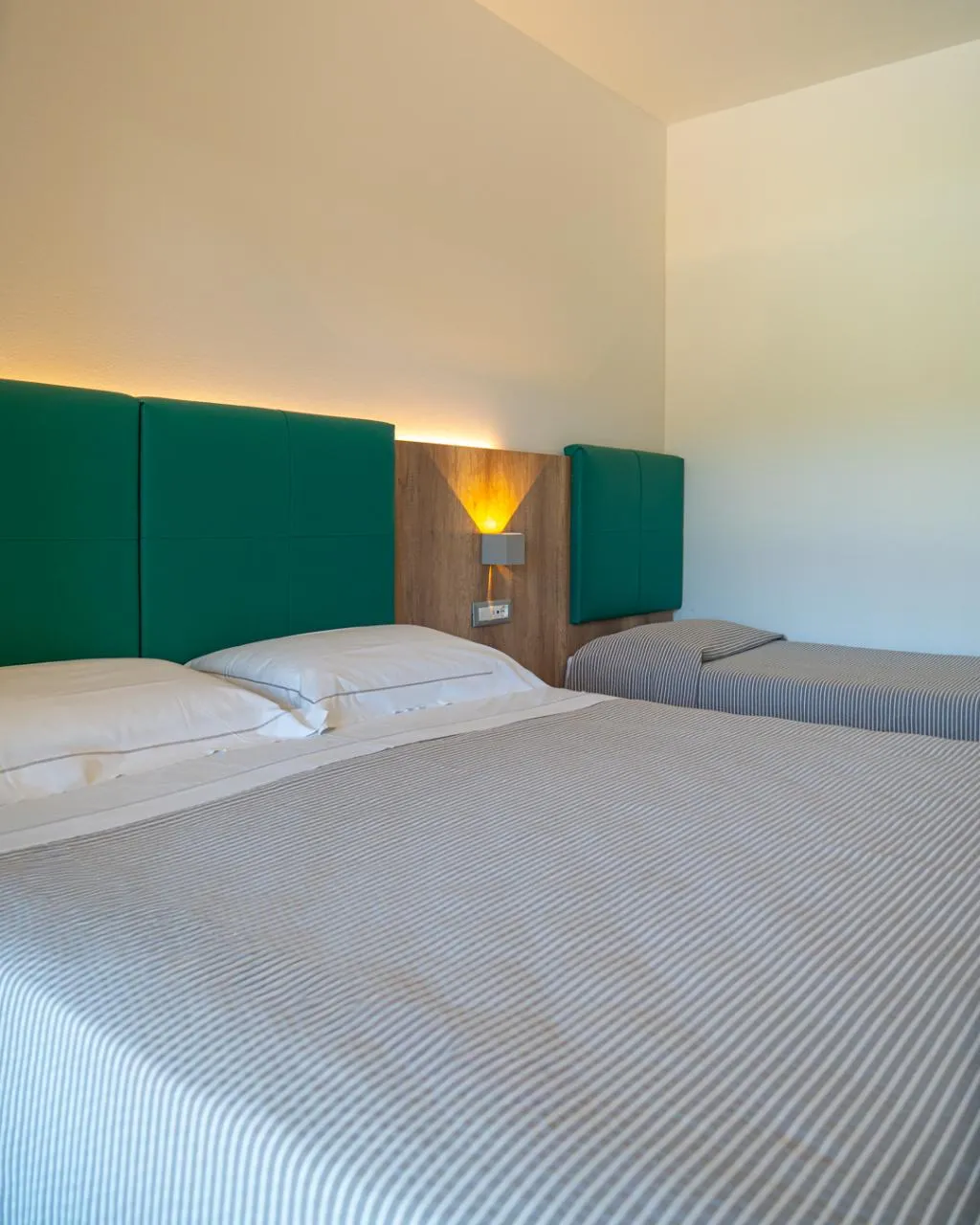 TRIPLE EXECUTIVE Room, Hotel San Teodoro, Olbia