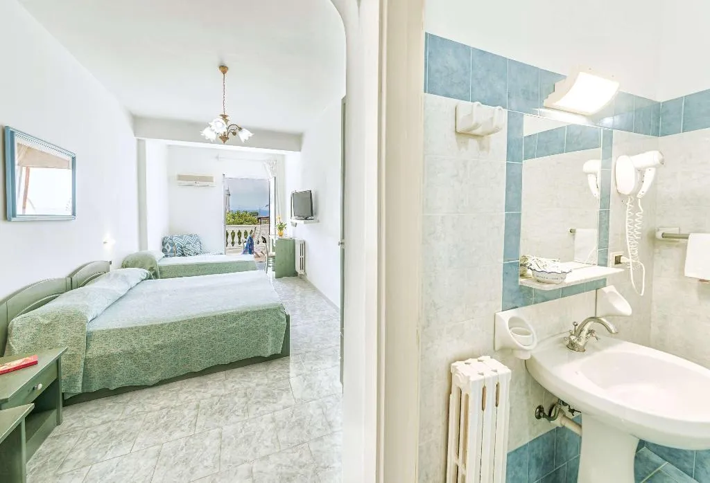 Room, Galidon Wellness Park & SPA, Naples