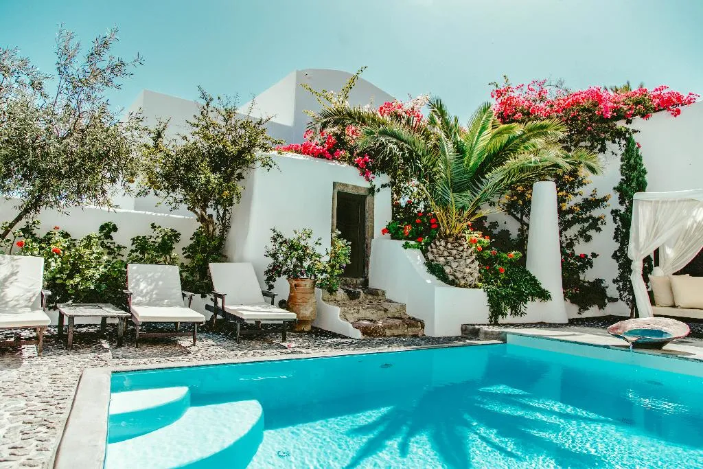 VILLA TWO BEDROOMS WITH PRIVATE POOL Room, Santorini Heritage Villas & Mansions, Santorini