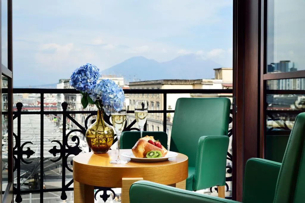 SUITE STANDARD Room, UNA HOTELS Napoli, Naples