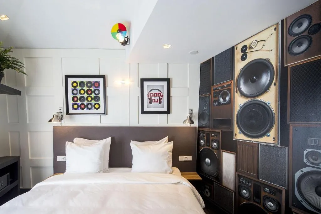 DOUBLE DELUXE Room, The Highland House, Amsterdam