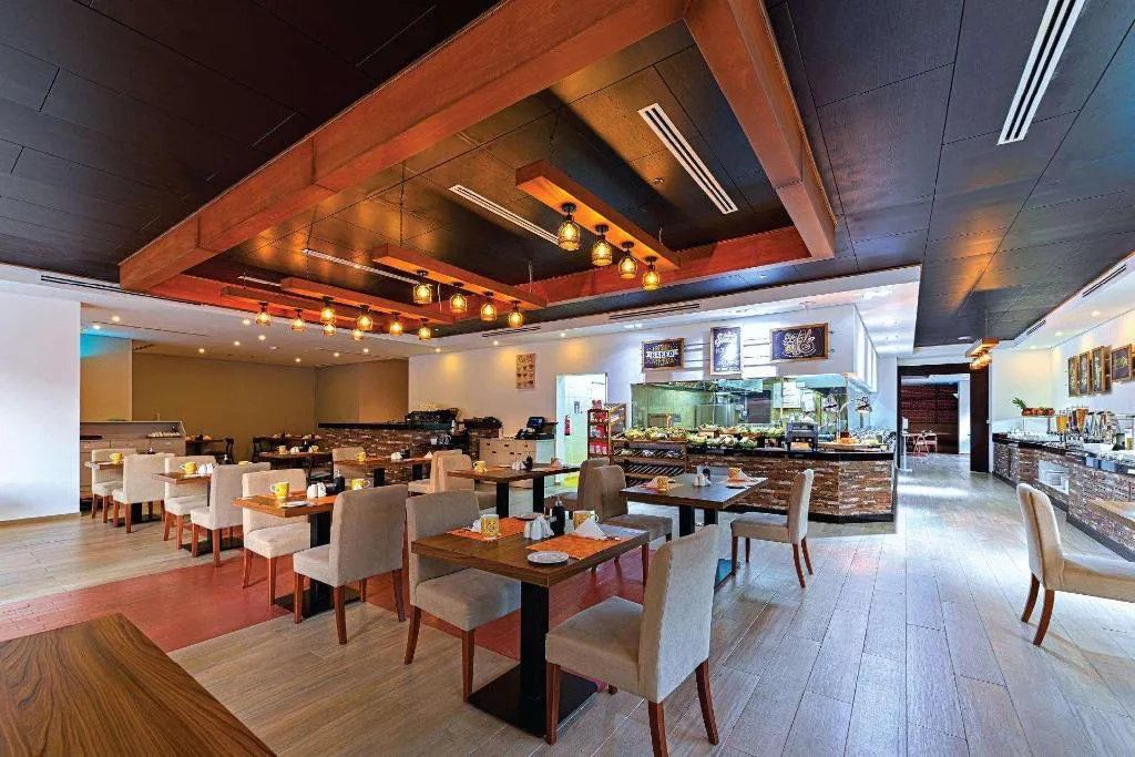 Restaurant, Asma Hotel, Dubai
