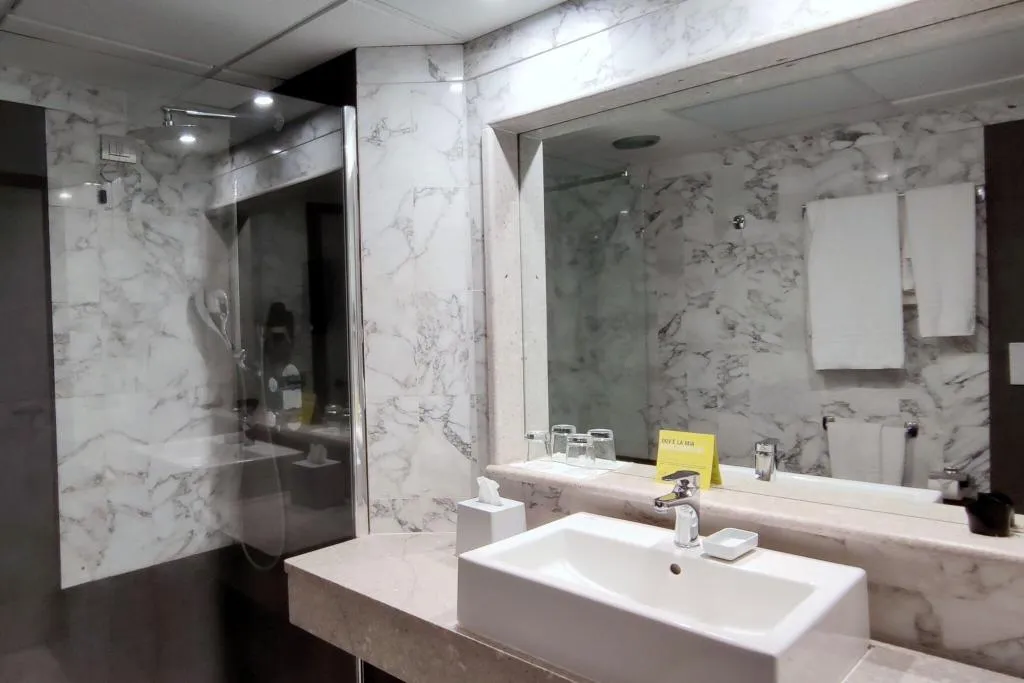 Room, Four Points by Sheraton Catania Hotel & Conference, Catania