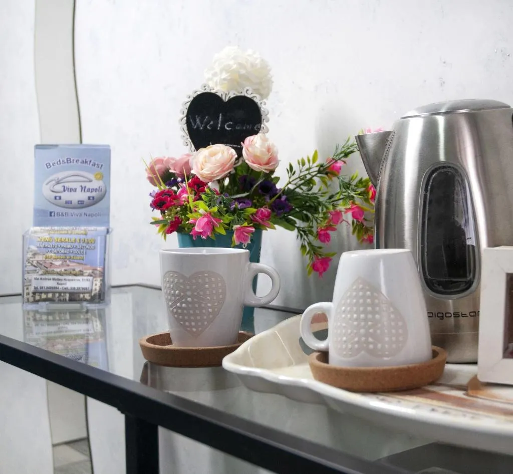 Room, B&B Viva Napoli, Naples