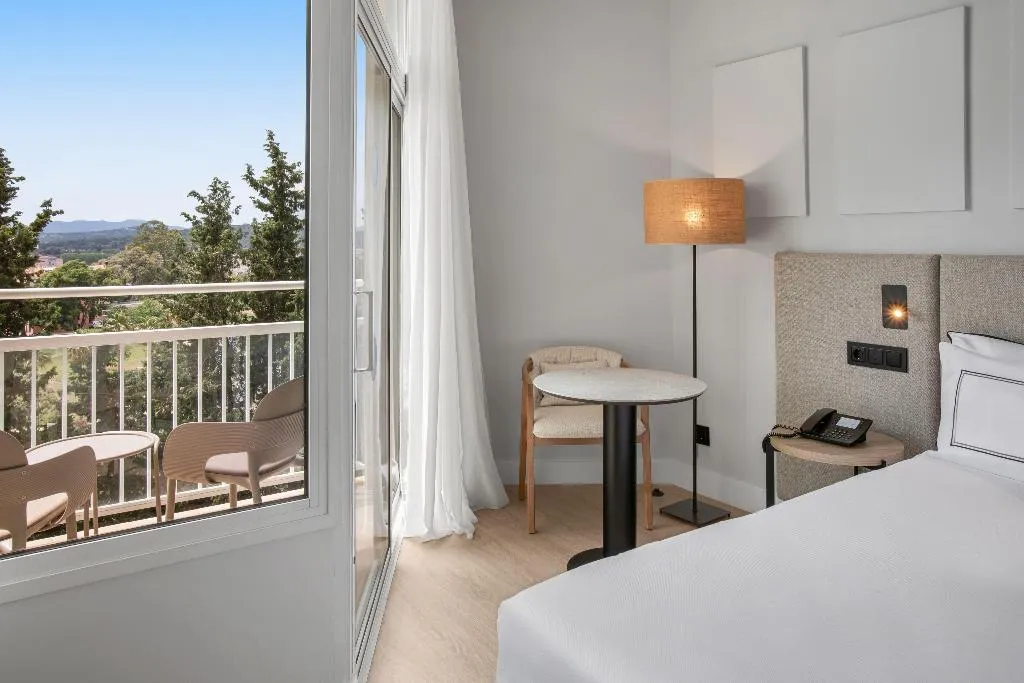 Room PREMIUM Room, Melia Lloret de Mar, Costa Brava