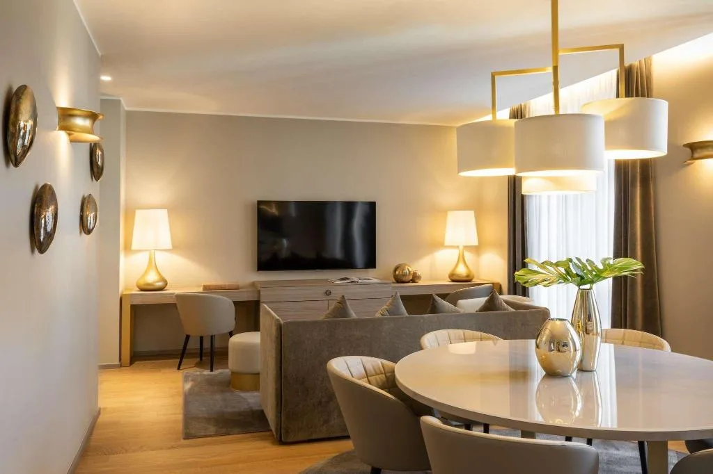 Room, Rosa Grand Milano - Starhotels Collezione, Milan