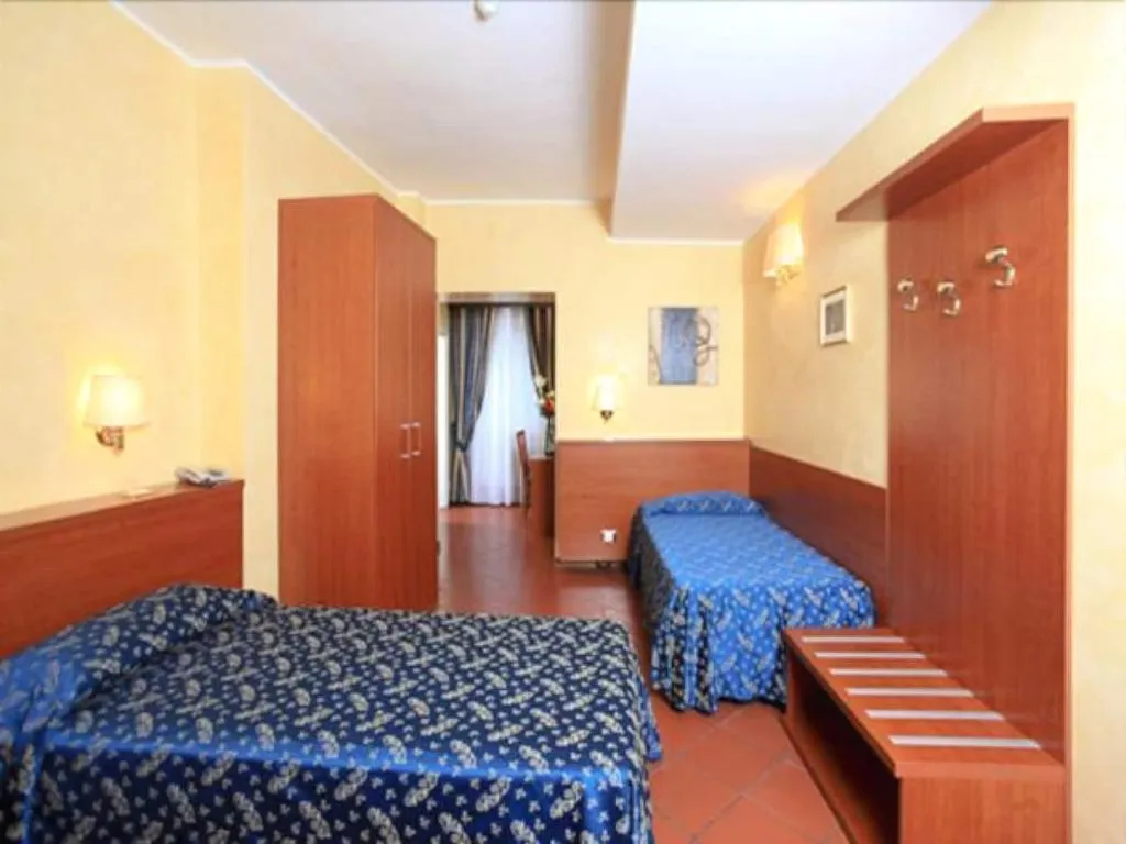 Room, Santa Francesca Romana a Ponte Rotto - Casa per Fe, Rome