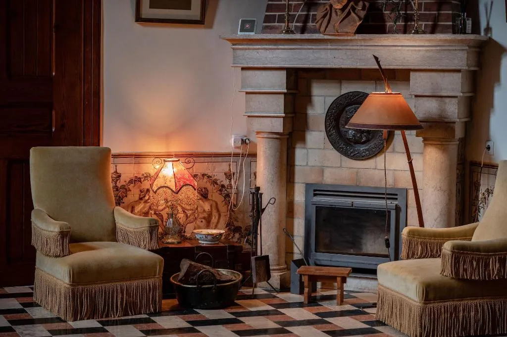 Sports and Entertainment, Chalet Ficalho, Lisbon