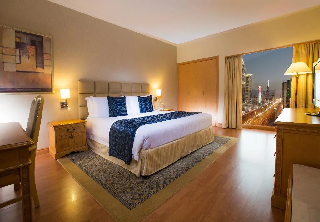 SUITE TWO BEDROOMS Room, Millennium Plaza Downtown Suites exCrowne Plaza Ap, Dubai
