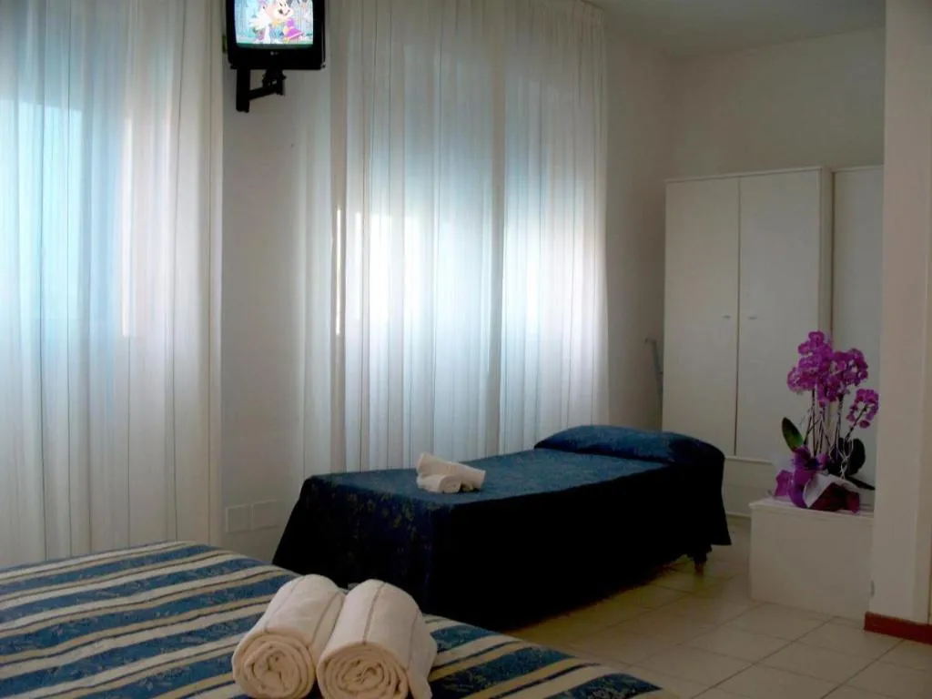 Room, Portofino, Venice