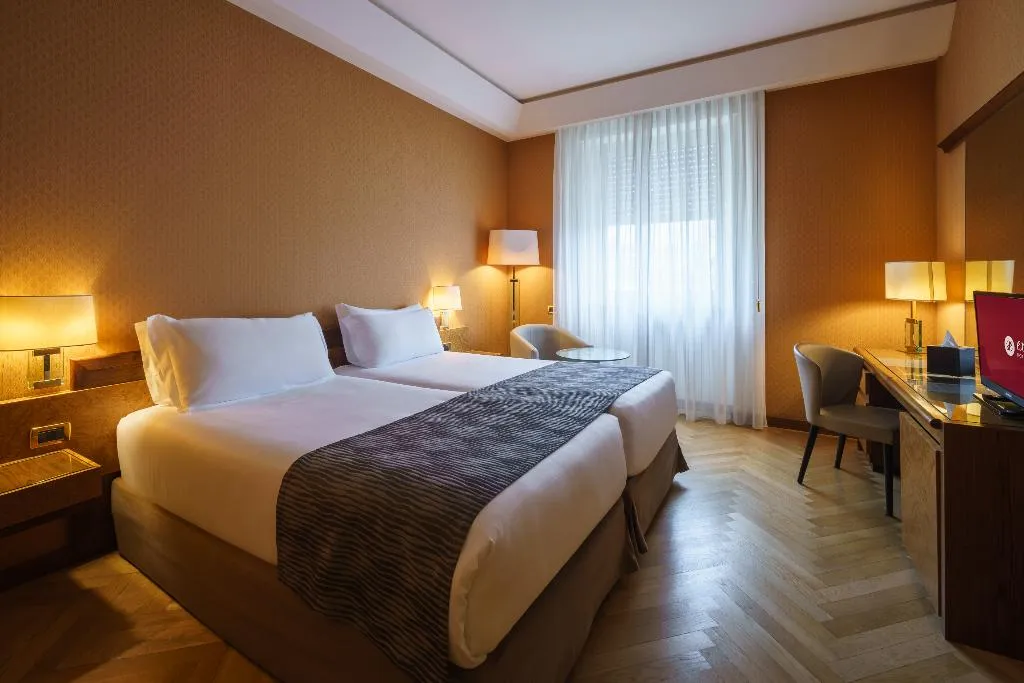 Room, Exe Majestic, Naples