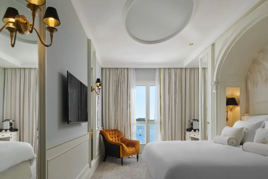 Double or Twin PREMIUM Room, Palace Elisabeth Hvar Hotel, Split