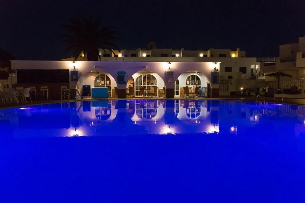 Sports and Entertainment, Club Las Adelfas, Lanzarote