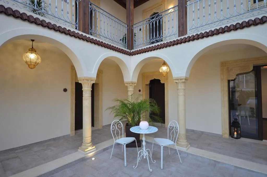 Terrace, RIAD - Comfort Rooms, Palermo