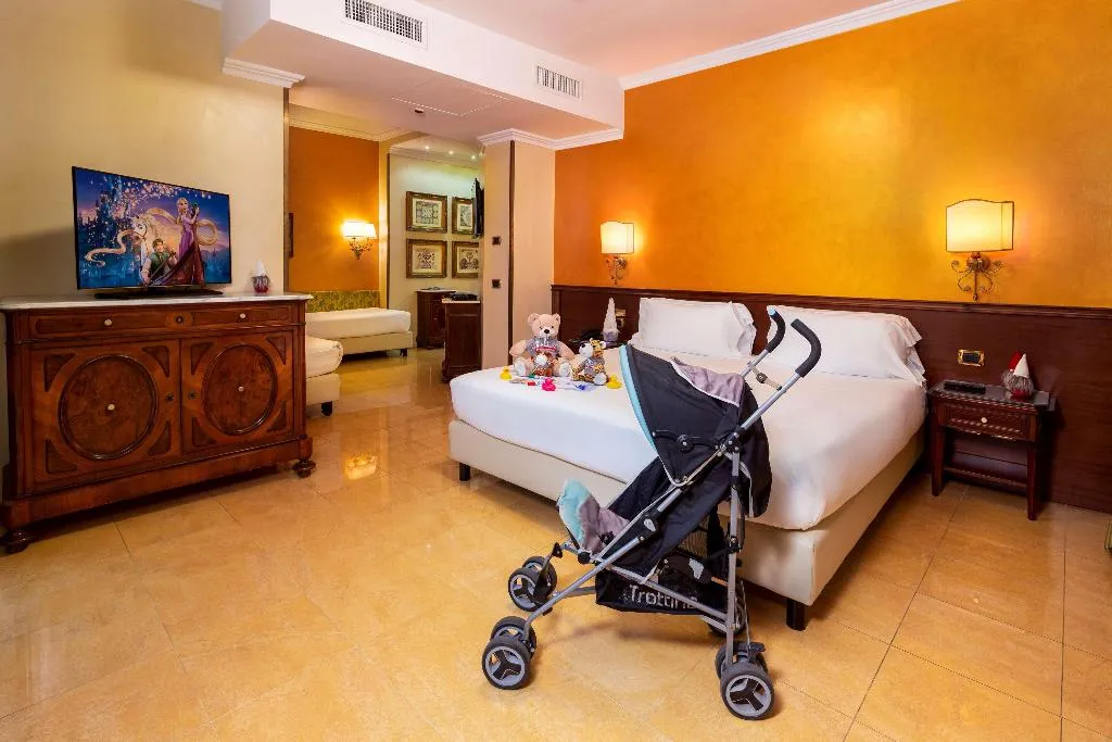 SUITE CAPACITY 4 Room, UNA HOTELS Galles Milano, Milan