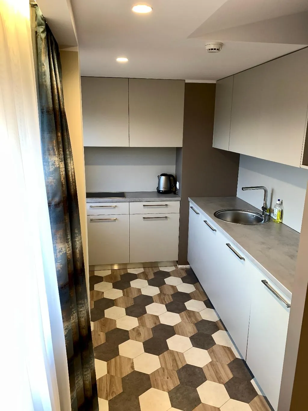 APARTMENT WITH BALCONY Room, Riga Lux Apartments - Ernesta, Riga