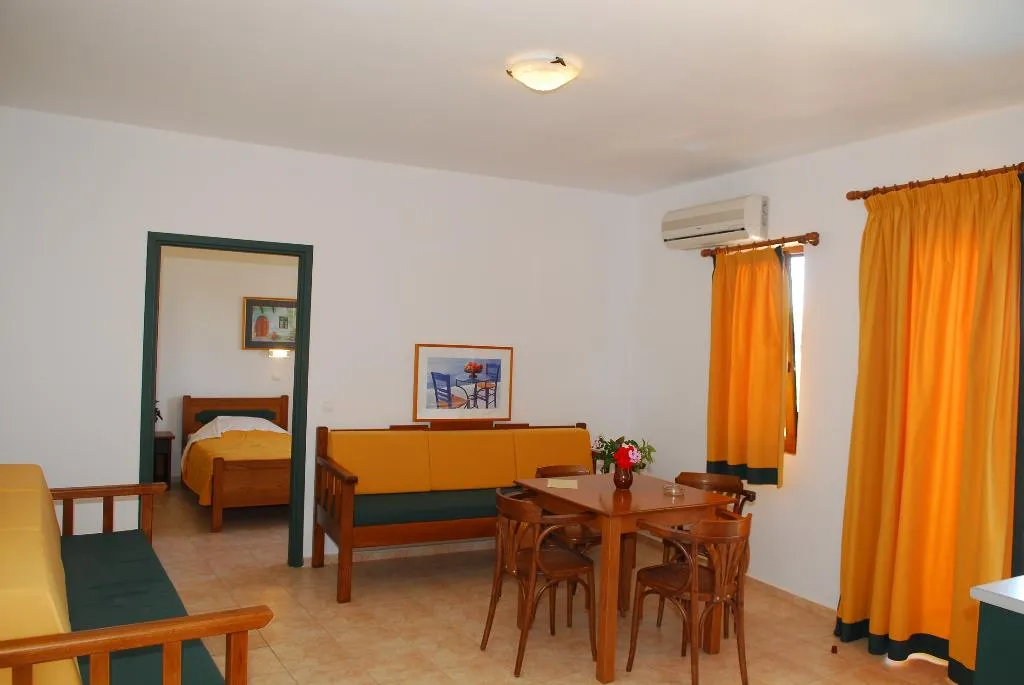 Room, Apollo City, Crete