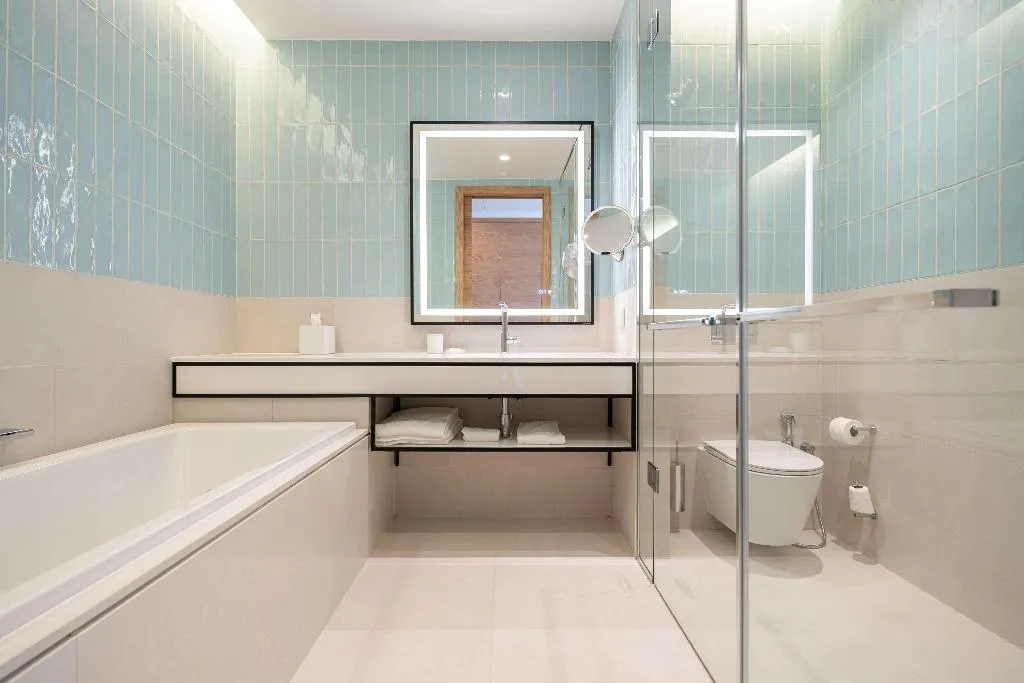 TWIN RIVER VIEW Room, Hyatt Regency Lisbon, Lisbon