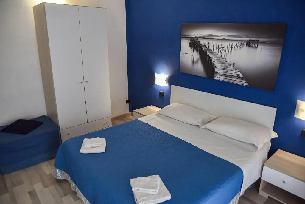 Room, Mirosa Bed And Breakfast, Naples