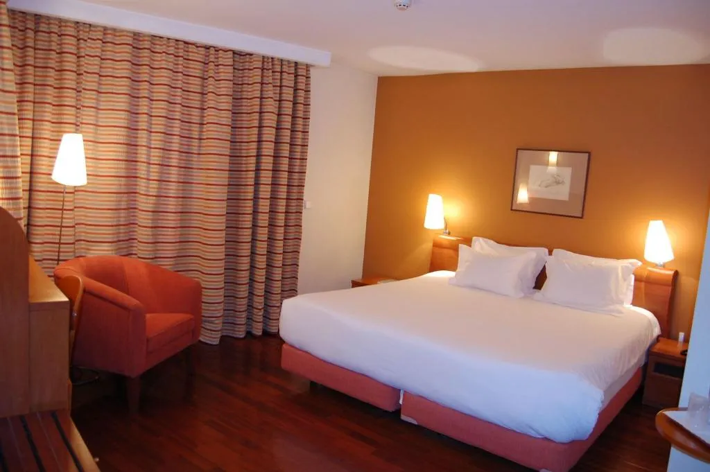 Room, Hotel Central Parque, Porto