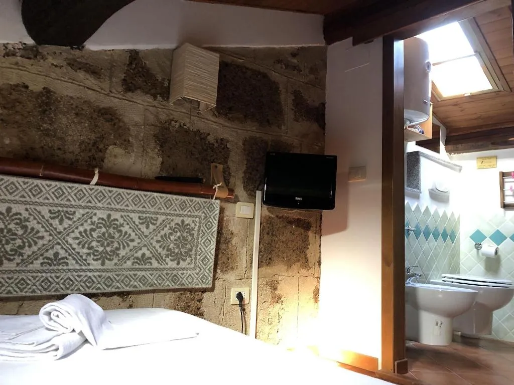 Room, Aigua, Alghero