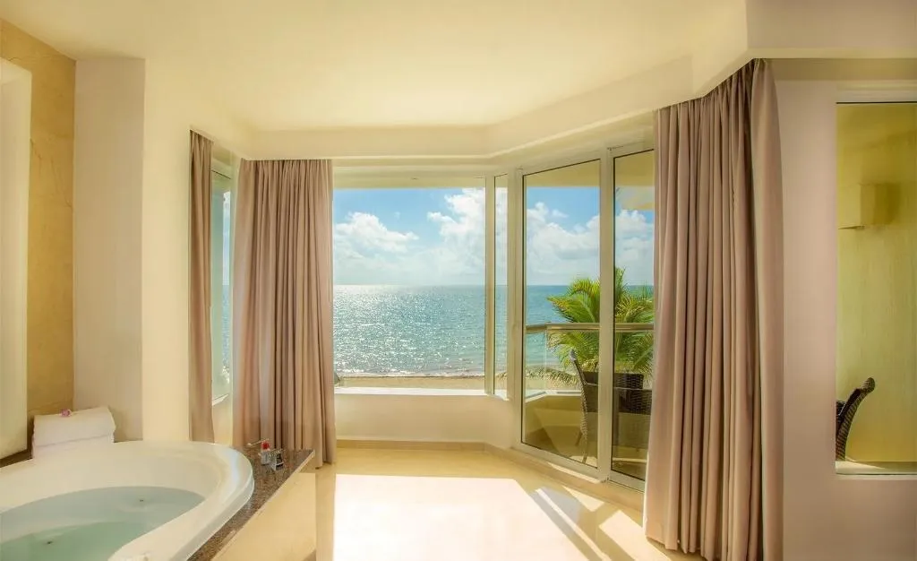 DOUBLE SUPERIOR OCEAN FRONT Room, Moon Palace Nizuc  All Inclusive, Cancun Area