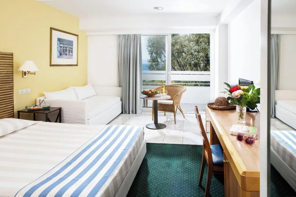 DOUBLE PARTIAL SEA VIEW Room, Dionysos, Rhodes