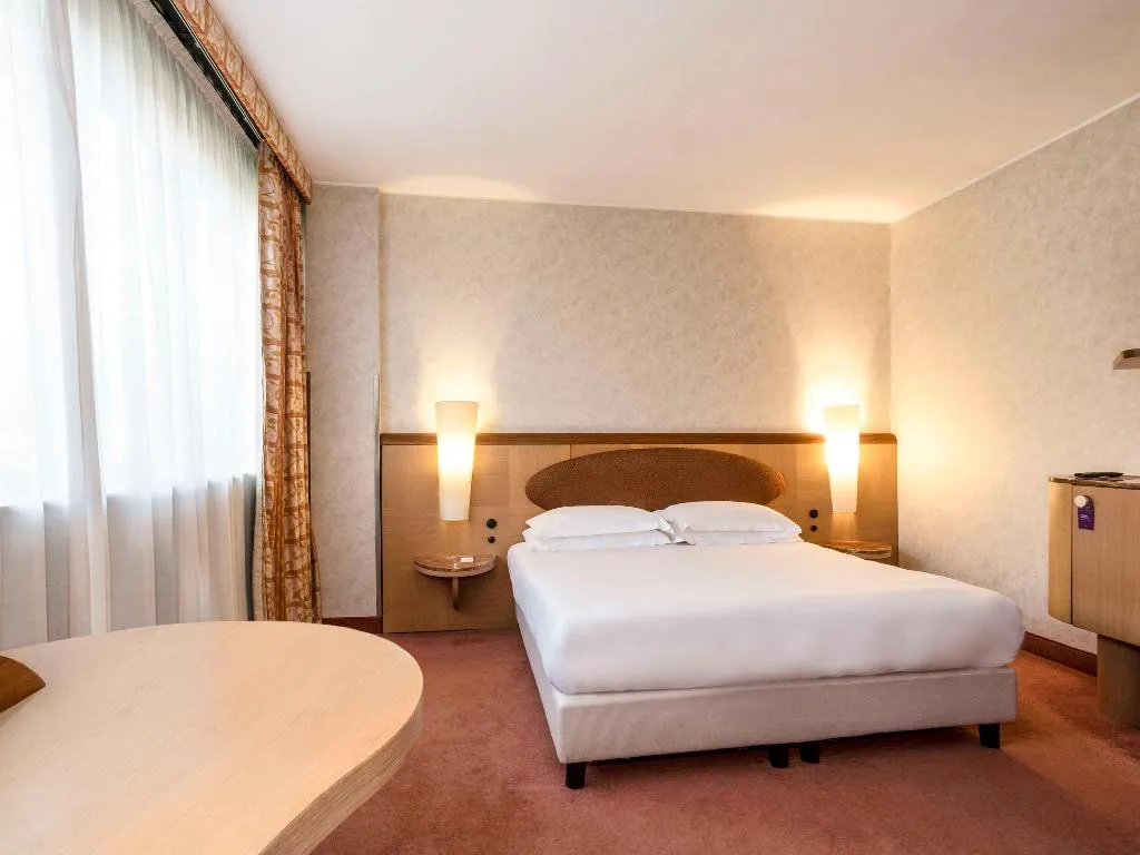 DOUBLE SUPERIOR Room, Mercure Roma West, Rome
