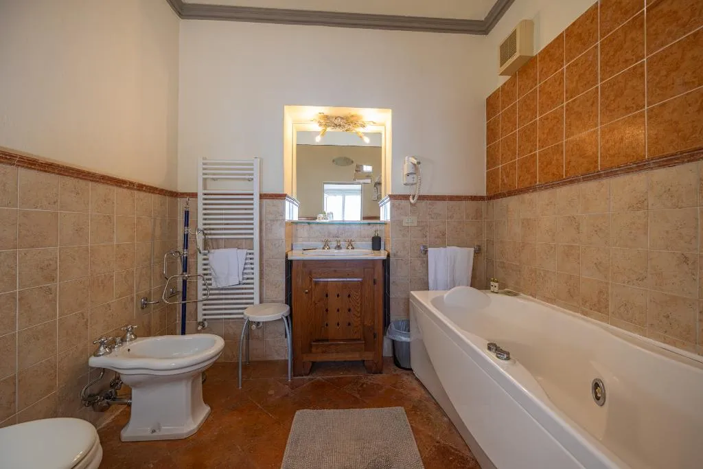 SUITE WITH TERRACE WITH VIEWS Room, San Michele, Perugia