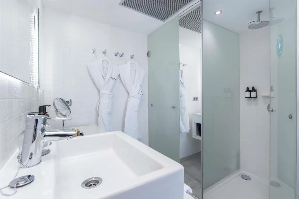 Double or Twin DELUXE SEA VIEW Room, Barcelo Teguise Beach, Lanzarote