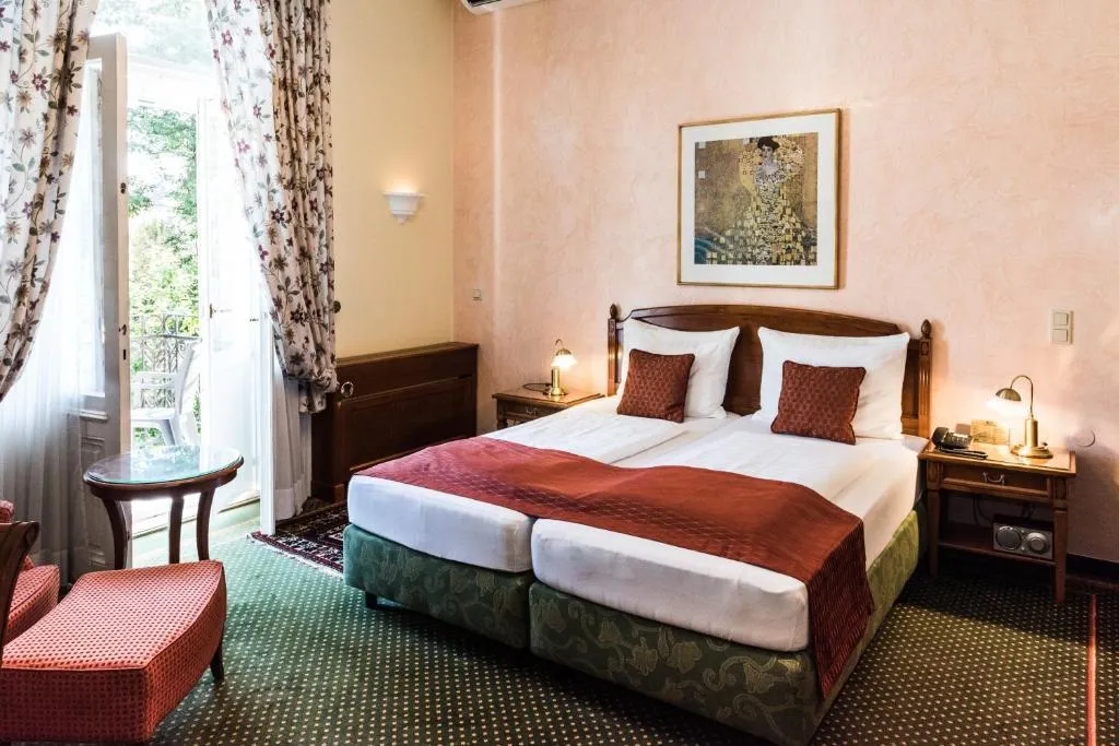 DOUBLE CLASSIC Room, Hotel Park Villa, Vienna